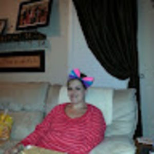 Meet your Posher, Dana